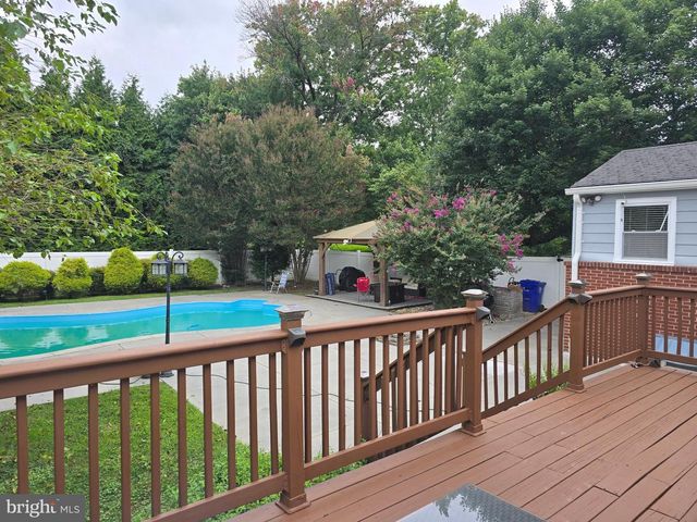 6401 DORSEY RD, Gaithersburg, MD 20882