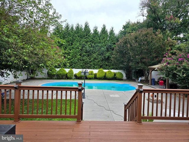 6401 DORSEY RD, Gaithersburg, MD 20882