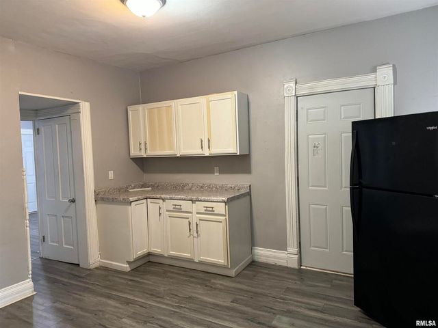 1007 29TH Street, Moline, IL 61265