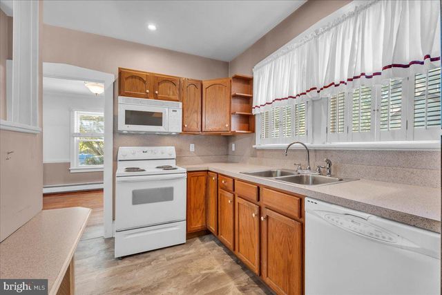 215 CHURCH ST, Newfield, NJ 08344
