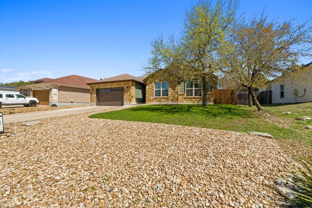 3905 Clinton LN, Lago Vista, TX 78645