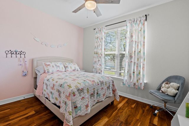 3905 Clinton LN, Lago Vista, TX 78645