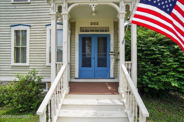 302 S William Street, Johnstown, NY 12095