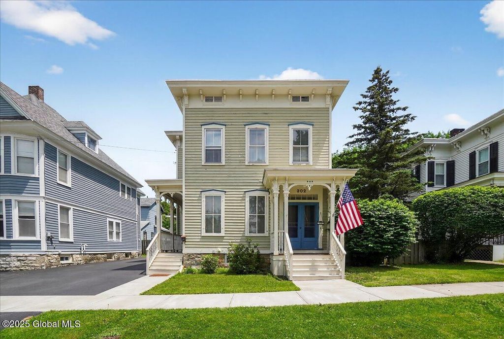302 S William Street, Johnstown, NY 12095