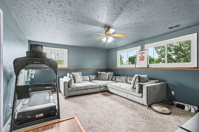 3408 E 100 S, La Porte, IN 46350