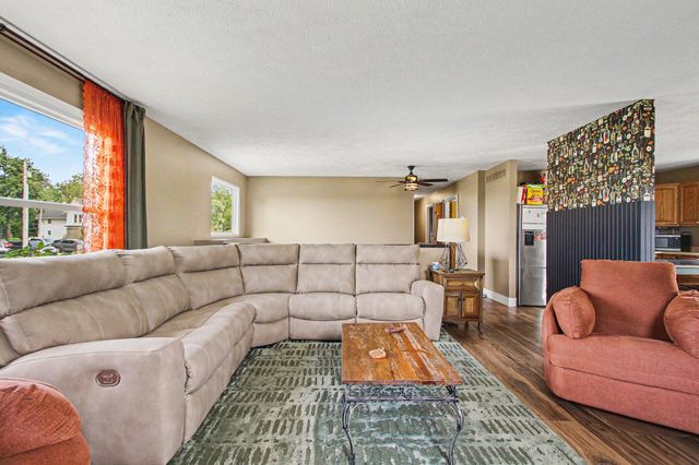 3408 E 100 S, La Porte, IN 46350