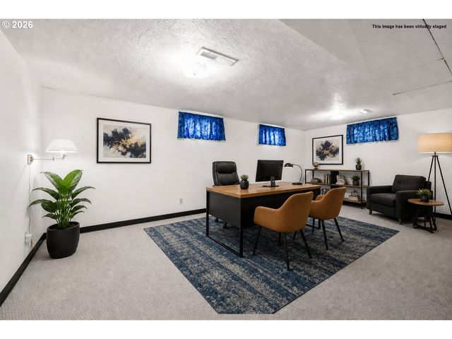 14220 Ne SAN RAFAEL St, Portland, OR 97230
