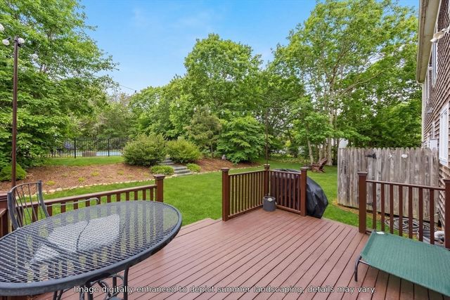 98 Sandwich Rd, Falmouth, MA 02536