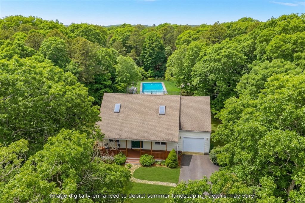 98 Sandwich Rd, Falmouth, MA 02536