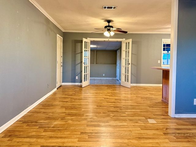 3310 W Louisiana Ave, Midland, TX 79703