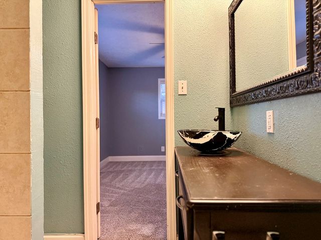 3310 W Louisiana Ave, Midland, TX 79703