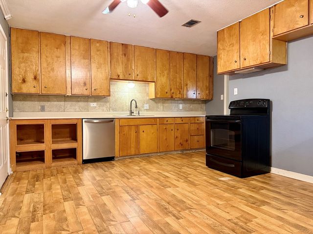 3310 W Louisiana Ave, Midland, TX 79703