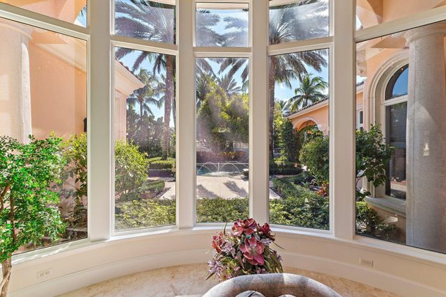 11756 Elina Court, Palm Beach Gardens, FL 33418