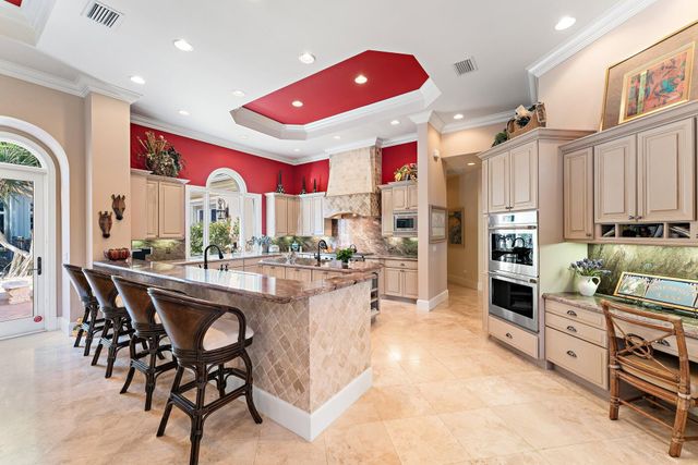 11756 Elina Court, Palm Beach Gardens, FL 33418