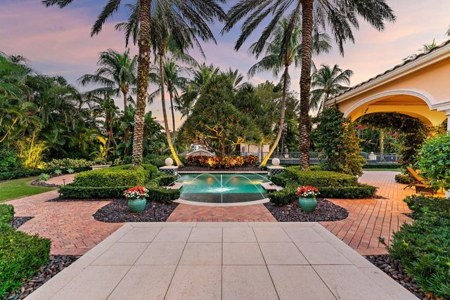 11756 Elina Court, Palm Beach Gardens, FL 33418