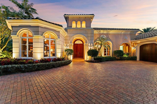 11756 Elina Court, Palm Beach Gardens, FL 33418