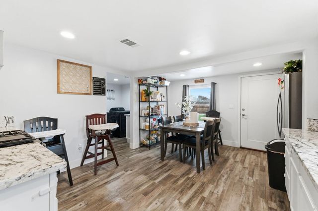 1044 K Street, Reedley, CA 93654