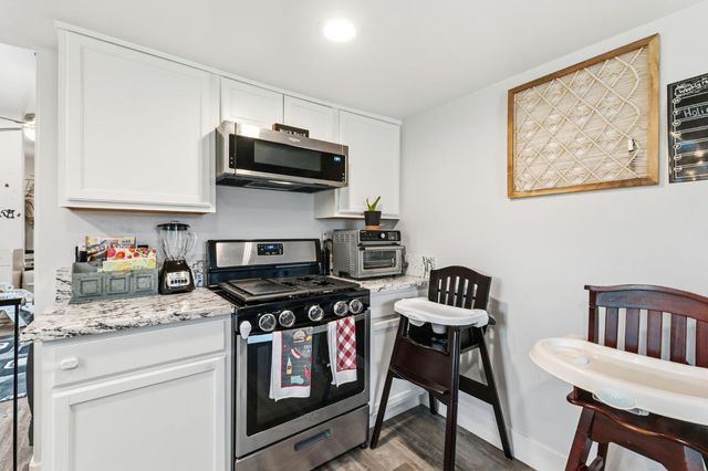 1044 K Street, Reedley, CA 93654