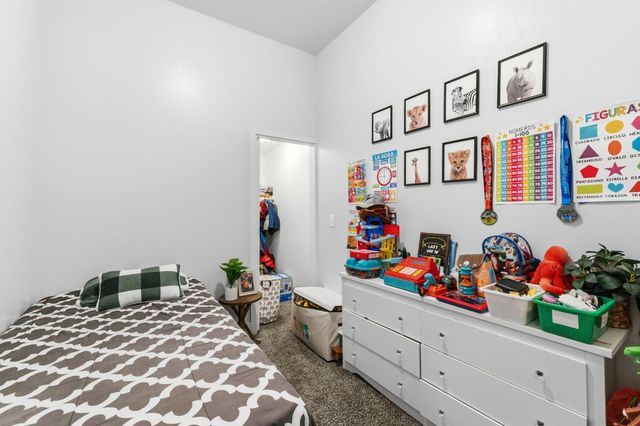 1044 K Street, Reedley, CA 93654