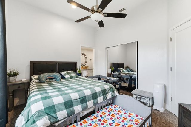 1044 K Street, Reedley, CA 93654