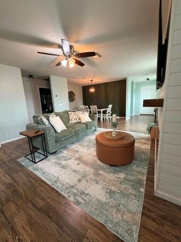 834 Coffee Mill Creek Lane, Rosenberg, TX 77471