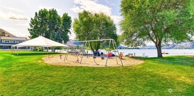 103 Firerock Lane, Oroville, WA 98844