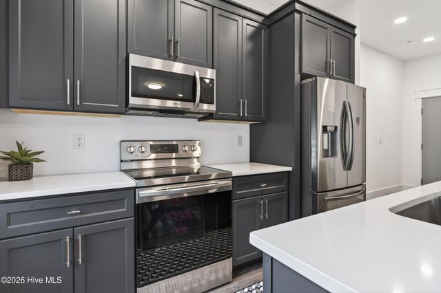 614 Peacock Lane Apt 1, Wilmington, NC 28401