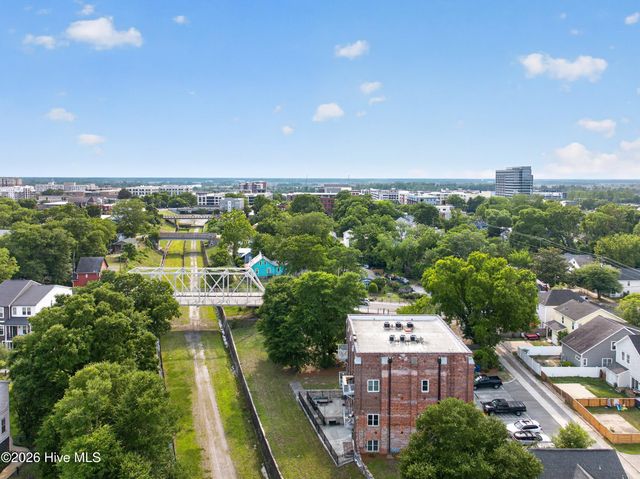 614 Peacock Lane Apt 1, Wilmington, NC 28401