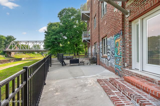 614 Peacock Lane Apt 1, Wilmington, NC 28401