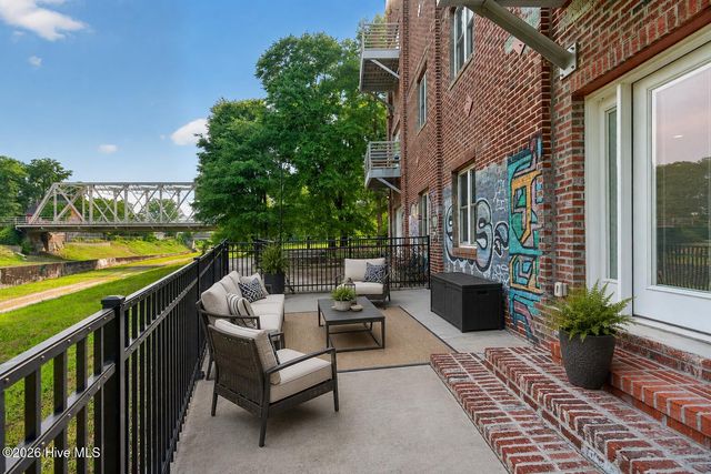 614 Peacock Lane Apt 1, Wilmington, NC 28401