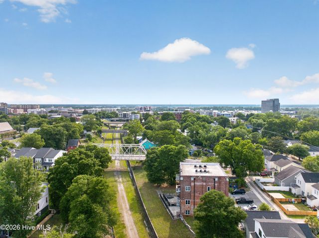 614 Peacock Lane Apt 1, Wilmington, NC 28401