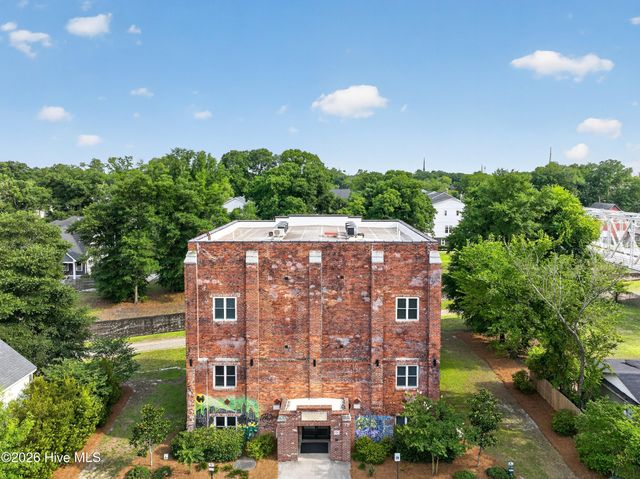614 Peacock Lane Apt 1, Wilmington, NC 28401