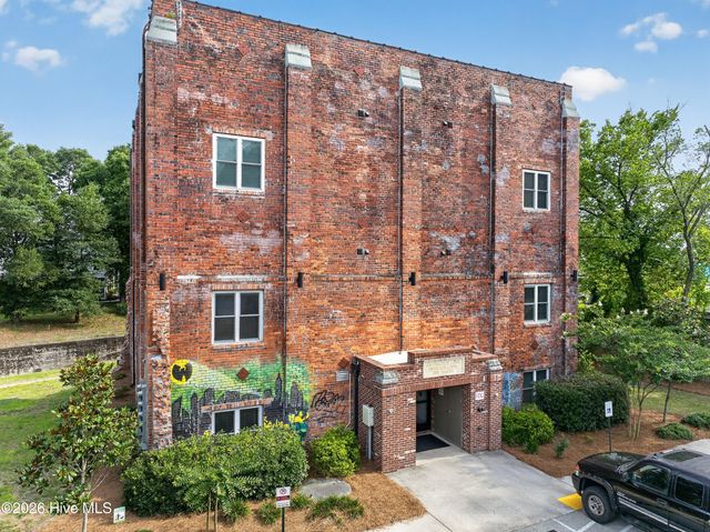 614 Peacock Lane Apt 1, Wilmington, NC 28401