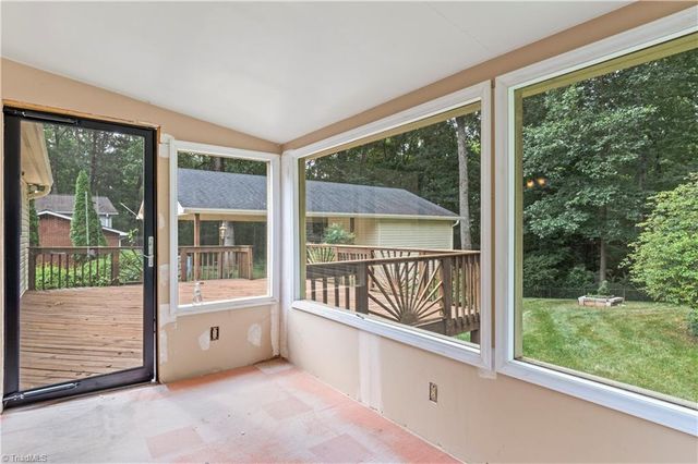 5220 Ashlyn Drive, Winston-salem, NC 27106