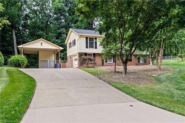 5220 Ashlyn Drive, Winston-salem, NC 27106