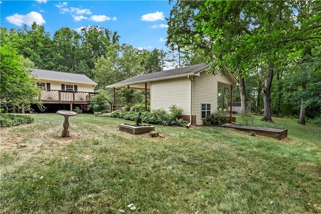 5220 Ashlyn Drive, Winston-salem, NC 27106