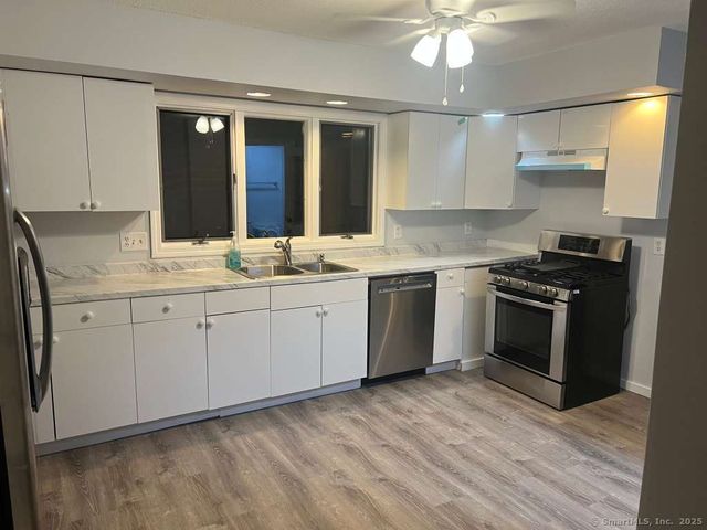 307 Tolland Street B, East Hartford, CT 06108