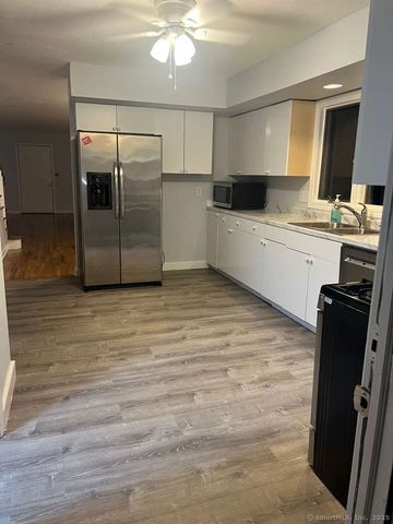 307 Tolland Street B, East Hartford, CT 06108