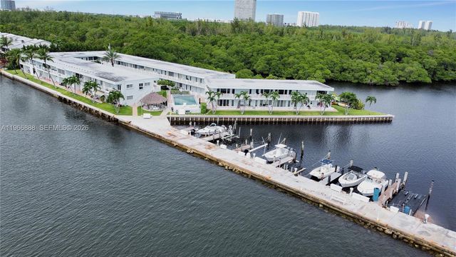 2700 NE 135th Street 12, North Miami, FL 33181