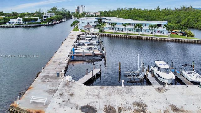 2700 NE 135th Street 12, North Miami, FL 33181