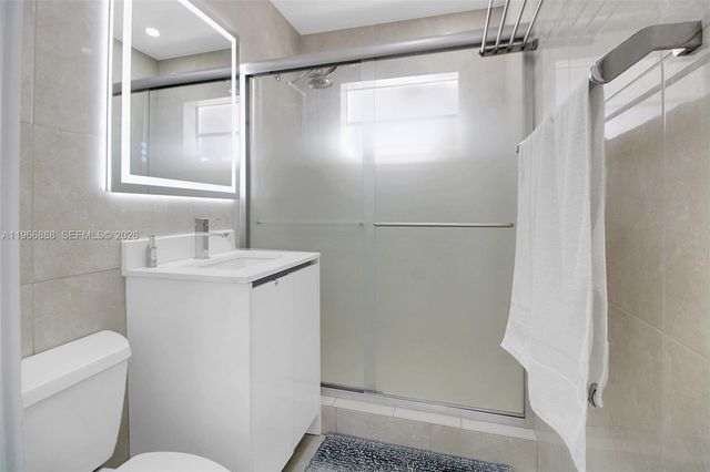 2700 NE 135th Street 12, North Miami, FL 33181