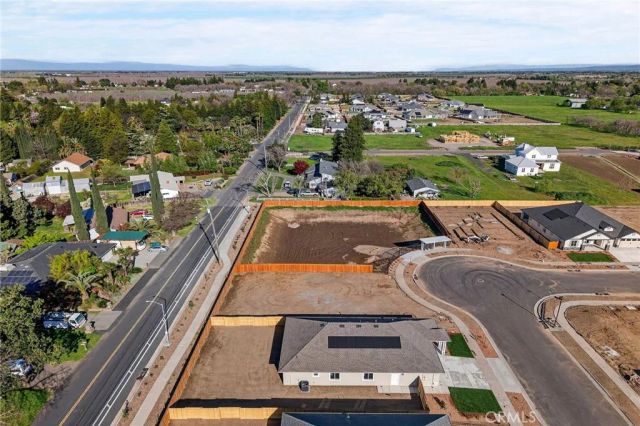 2741 Waterloo Circle, Chico, CA 95973