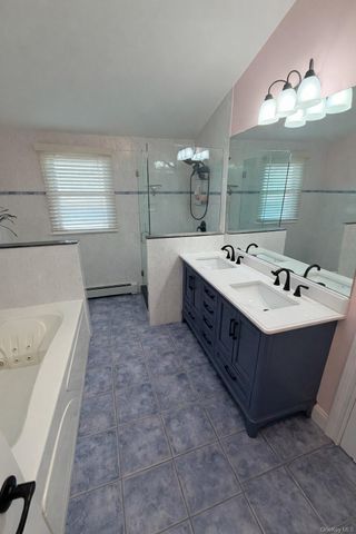 65 New Hampshire Street, Long Beach, NY 11561