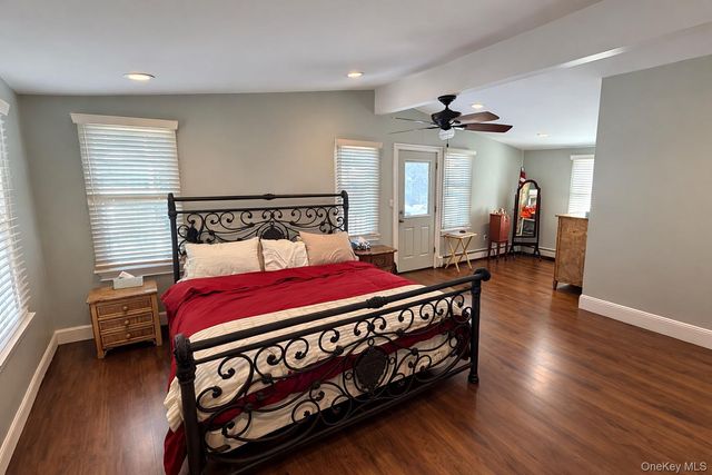 65 New Hampshire Street, Long Beach, NY 11561