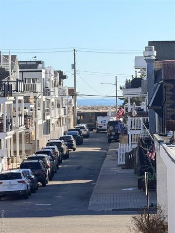 65 New Hampshire Street, Long Beach, NY 11561