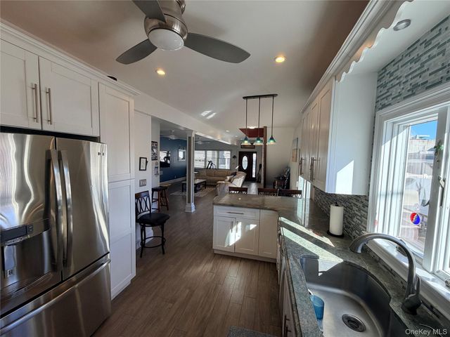 65 New Hampshire Street, Long Beach, NY 11561