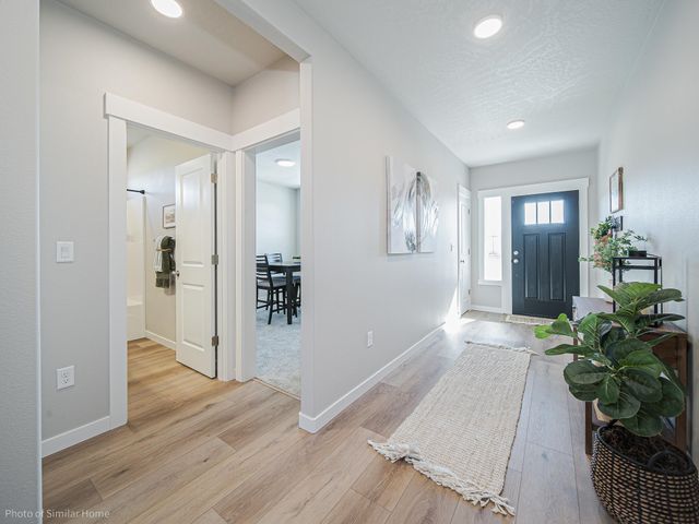 5340 N Sun Beam Ln, Spokane, WA 99217