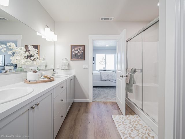 5340 N Sun Beam Ln, Spokane, WA 99217