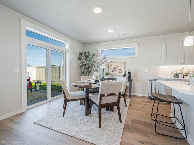 5340 N Sun Beam Ln, Spokane, WA 99217