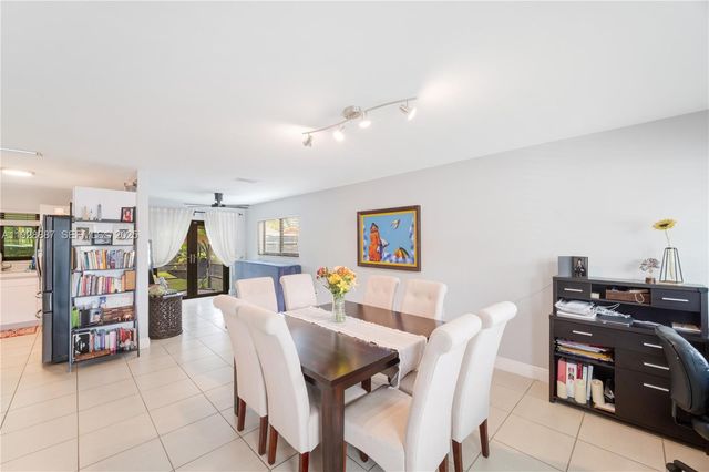 10350 SW 4th St 0, Sweetwater, FL 33174